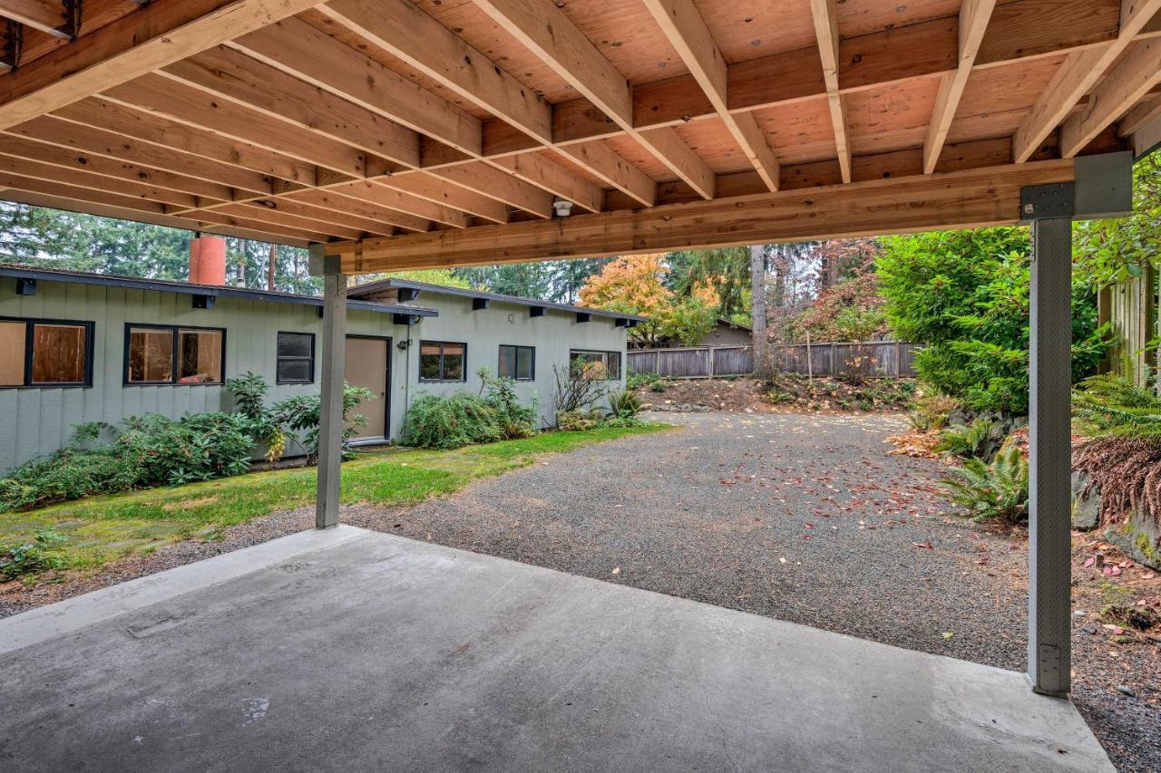 Вілла Updated 1970S Island Bungalow, 8 Miles To Seattle! Mercer Island Екстер'єр фото